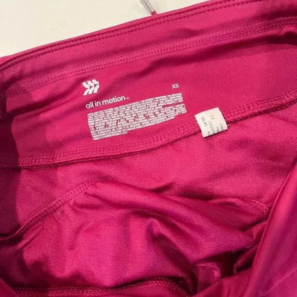 All in Motion Dark Pink Activewear Performance Shorts Women’s XS Lined Pocket - Picture 3 of 8